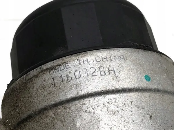 Oljefilterbas Fiat Doblo II 1.3 90HK image 3