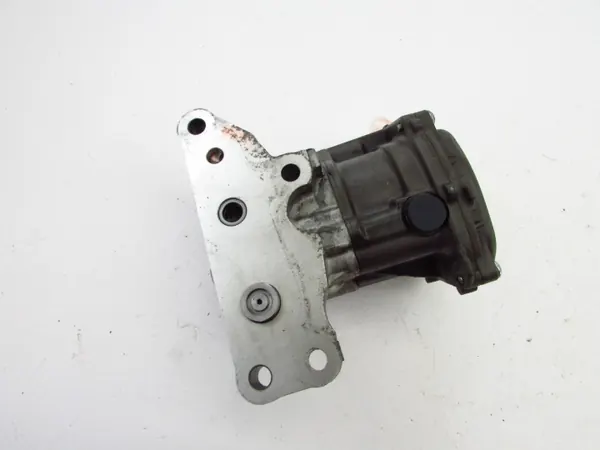 MINI F60 BMW F45 Vaihteistoöljypumppu OEM 8617804 image 3