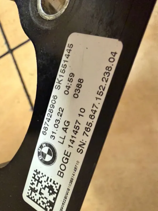 Pédale de Frein BMW OEM 6874289 - État Utilisé image 6