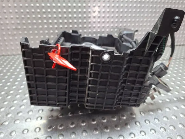 Batterilåda bas OEM S26301492 för Renault image 5
