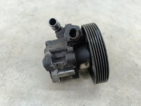 Pompe de direction OEM 9647983580 pour Peugeot 807 image 2