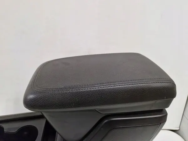 Opel Antara middenconsole met armsteun OEM H7G6GH7JIEF image 8