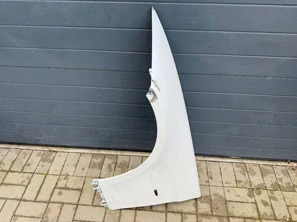 Parafango anteriore sinistro BMW 3 E92 E93 image 2