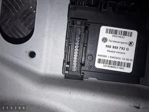 VW Caddy fönsterregulator OEM 2k1837752bj Begagnad image 3