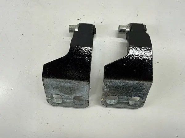 Dodge Hornet achterdeurscharnier rechts OEM 68606852AA image 4