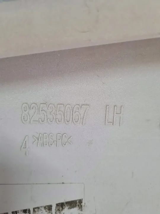 DAF LF Left Cab Corner Spoiler OEM 82535067 image 4