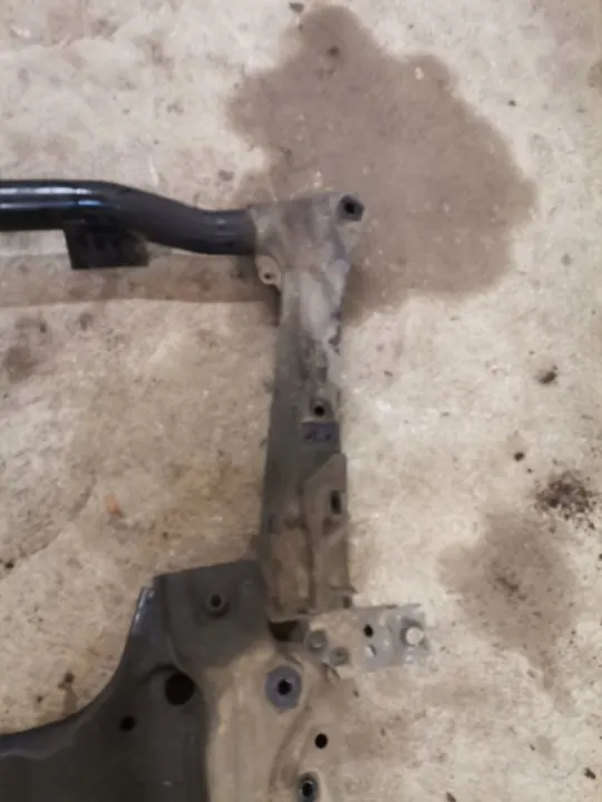 Honda CR-V motorbalk OEM NBGFDSAZXC - Gebruikt image 3