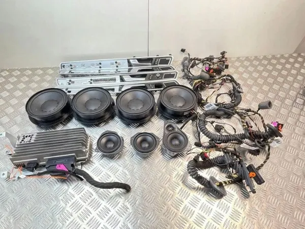 Système audio VW OEM 7P6035466 pour Touareg 4.2L Diesel image 2