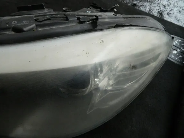 BMW F10 F11 Farol Dianteiro Esquerdo H7 UK 7203241 image 3