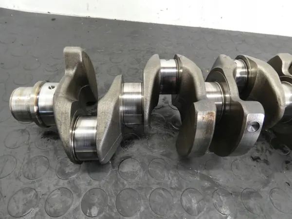 Jaguar Kampiakseli OEM G4D3-6A303-BA F-PACE 2.0D image 6