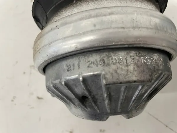Supporto motore Mercedes-Benz A2112400517 image 3