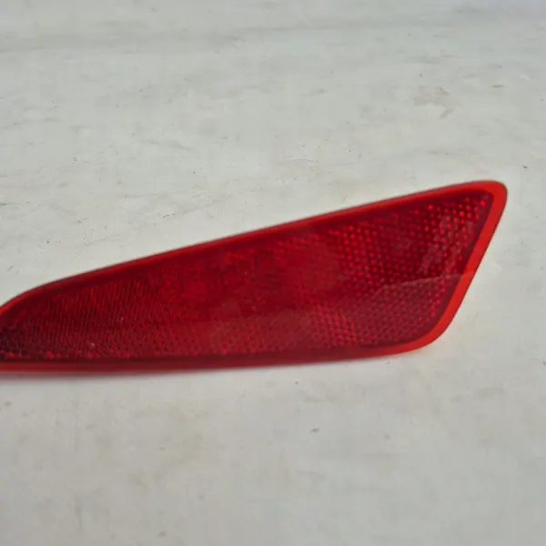 Bakstötskåpsreflektor höger OEM 81910-F4010 Toyota image 3