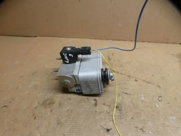 Válvula de expansão AC OEM 9821712380 - Usado Citroen OE image 3