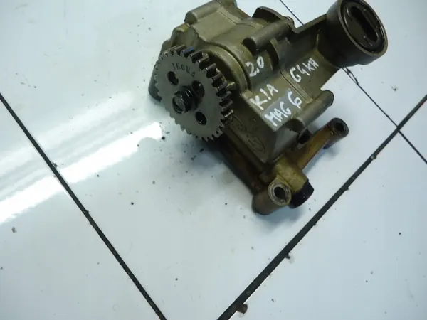 Pompe à huile KIA CARENS III 2.0 16V G4KA OEM image 3