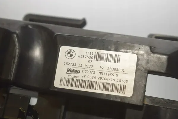 Moldura Grade BMW G20 M340xd OEM 8666835 image 5