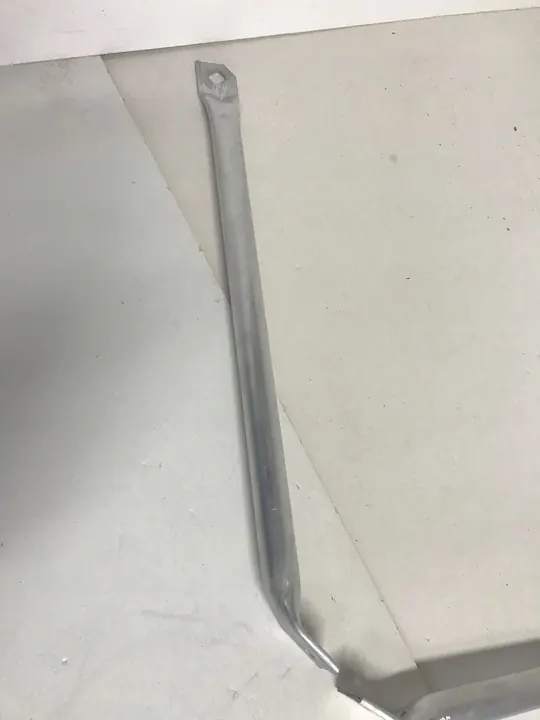 BMW X3 X4 G01 G02 Reforço Frontal V Tubo image 3