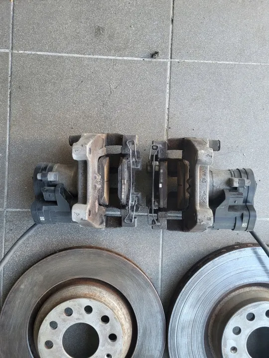 Jarrusatulat OEM 340mm ja 310mm VW Arteonille image 5