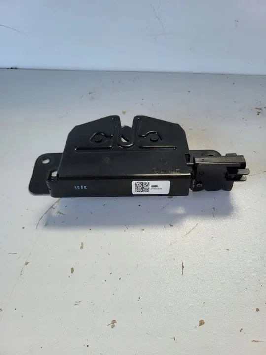 KIA SPORTAGE V 21- Bonnet Lock image 2