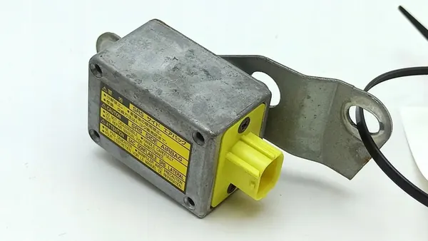 Krocksensor Airbag Höger Bak Lexus LS 430 image 10