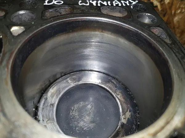 Bloco motor OEM mercedes413 para 2.0 TDI 140CV image 5