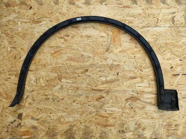 AUDI Q5 2 II S-LINE Etu Oikea Lokasuoja image 2