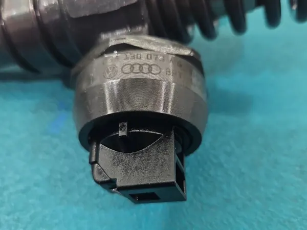 Pompe d'injection Seat testée OEM 0414720215 image 3
