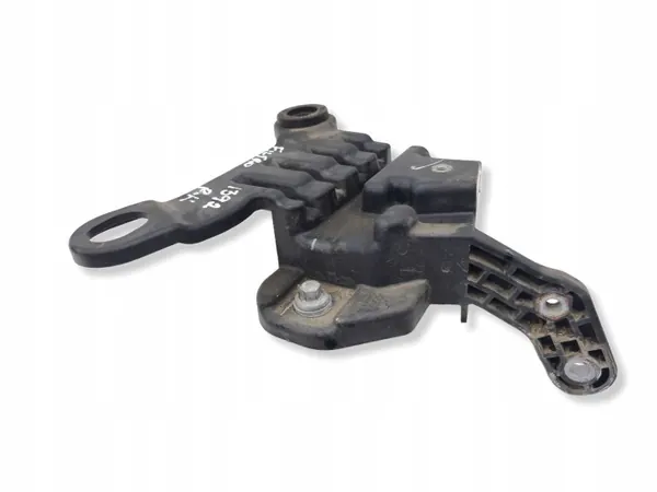 Luftfilterfäste Land Rover OEM K8D2-114B06-A image 3