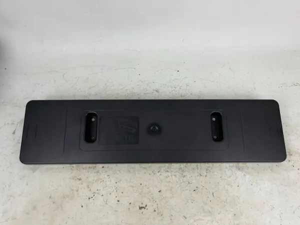 Cadre plaque immatriculation arrière Audi Q7 OEM 4M0807287AD image 3