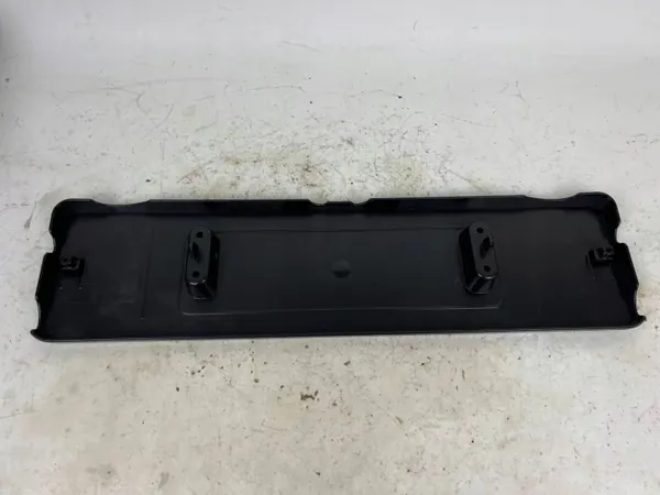 Cadre plaque immatriculation arrière Audi Q7 OEM 4M0807287AD image 7