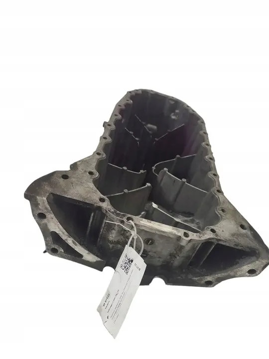 VW CRAFTER 2.5 TDI Oljetank 076103603 image 4