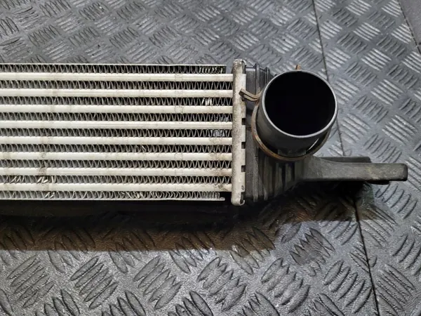 Intercooler OEM 23710-34101 pour SsangYong Korando III image 3
