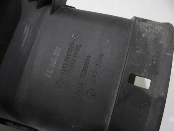 BMW X3 F25 N47 Ansaugkanal OEM 7601869 image 3