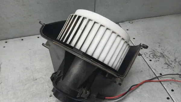 Ventilador de Aquecimento Opel Astra H 1.9CDTI 04-07 Kombi 52407543 image 3