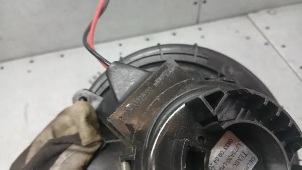 Ventilador de Aquecimento Opel Astra H 1.9CDTI 04-07 Kombi 52407543 image 5