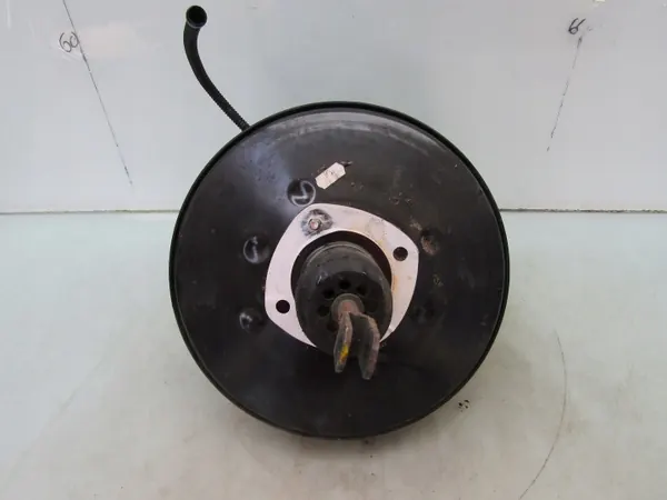 Pompe servo-frein OEM 8200837097 pour Renault Trafic II image 3
