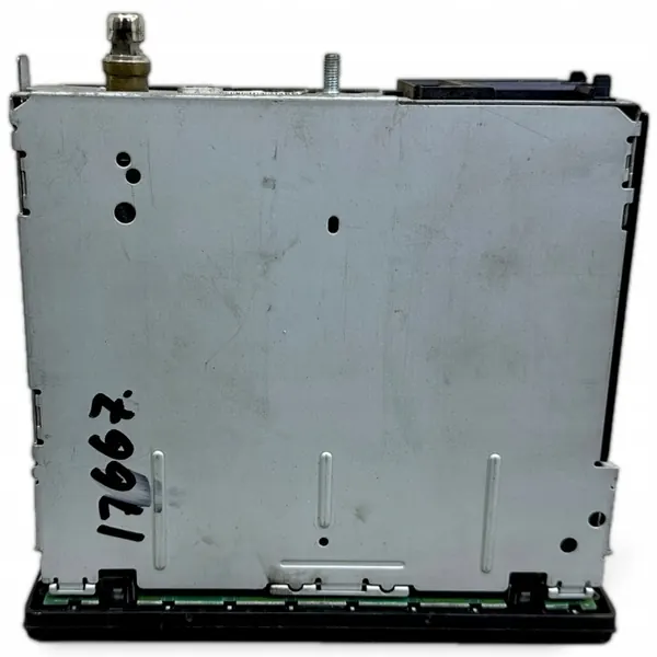 Radio Volvo OEM 21889616 - État Utilisé image 7