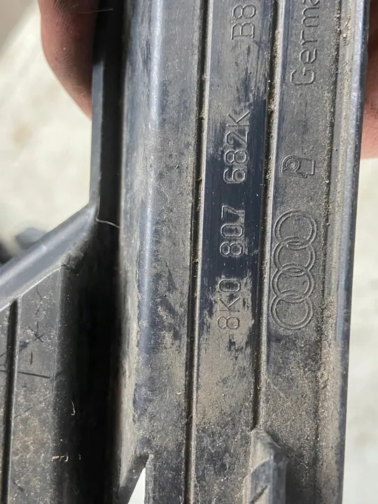 AUDI A4 B8 LIFT 11- Tapa de faro derecho image 3