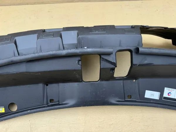 OEM 1803204X Frontstoßstangengrill für Peugeot 2008 image 8