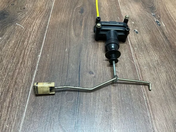 Actionneur de serrure Mercedes-Benz OEM A1248001775 image 4