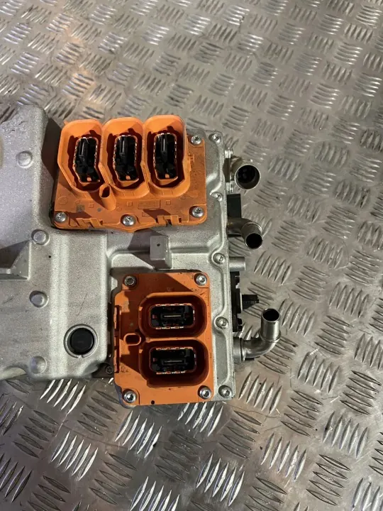 Inversor Volvo XC90 2017 OEM 31673216 - Usado image 10