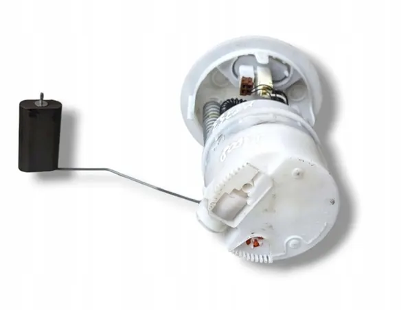 Polttoainepumppu Peugeot 3008 2010 OE 1525NR image 3