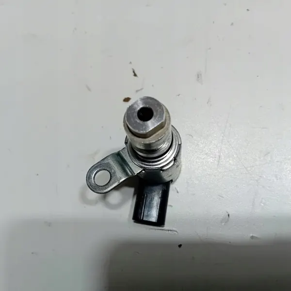 Sensor de aceite de árbol de levas OEM 4498153S0 Suzuki image 3