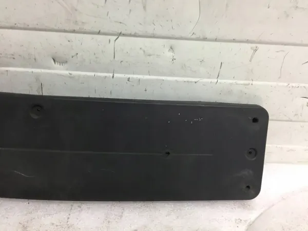 Mercedes W212 Front Kennzeichenhalter OEM A2128170078 image 4