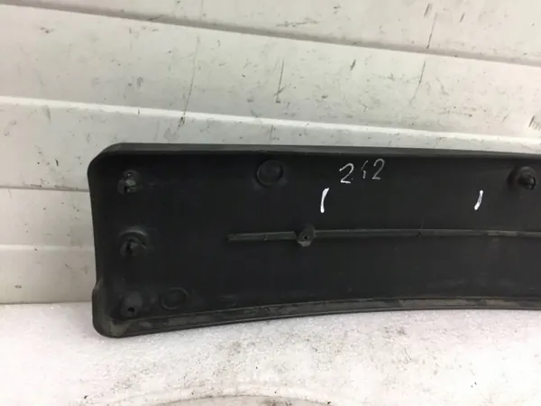 Mercedes W212 Front Kennzeichenhalter OEM A2128170078 image 6