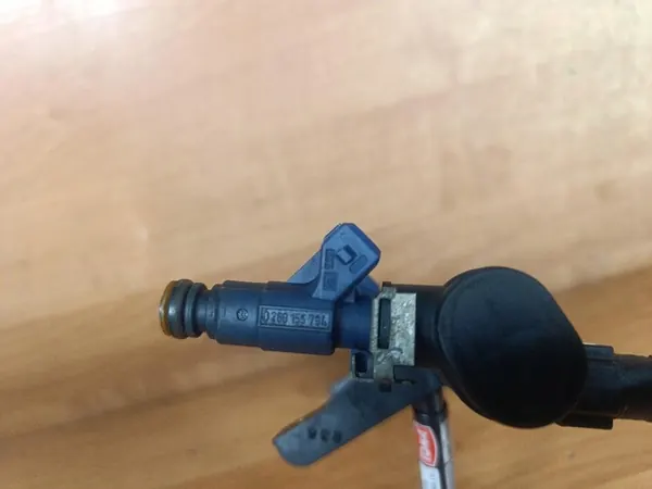 Injecteur 0280155794 Citroen Xsara Picasso Peugeot 206 image 2