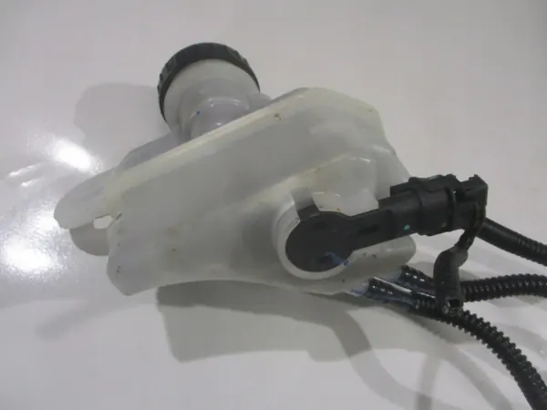 OEM Bremsflüssigkeitsbehälter für Opel Mokka 1.4T image 3