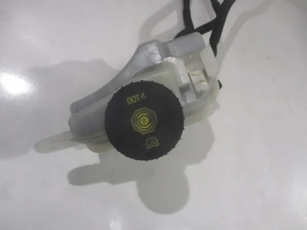OEM Bremsflüssigkeitsbehälter für Opel Mokka 1.4T image 7