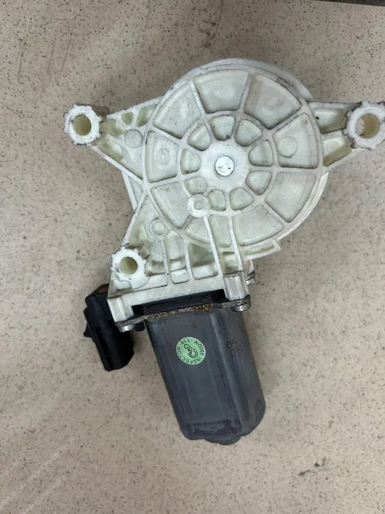 OEM CM09244 Etu-oikea ikkunan nostin Jeep Wrangler JK image 2