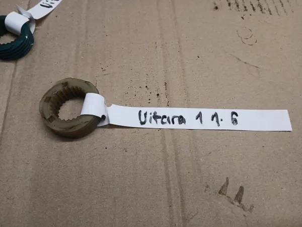 Suzuki Vitara I snelheidsmeter wormaandrijving OEM image 5