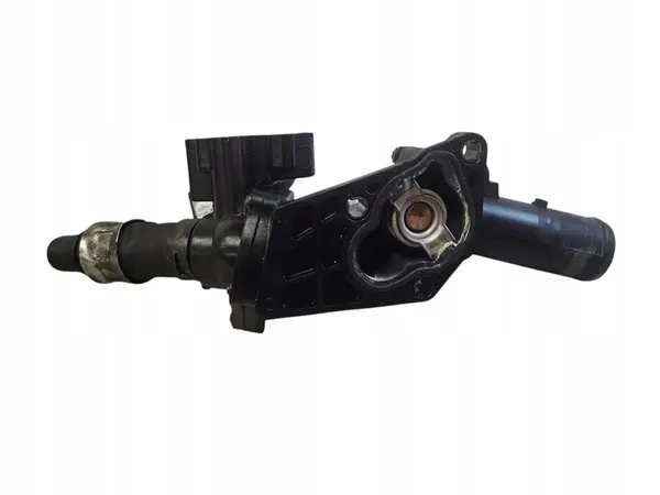 Carcasa de termostato Nissan Murano Z50 image 3